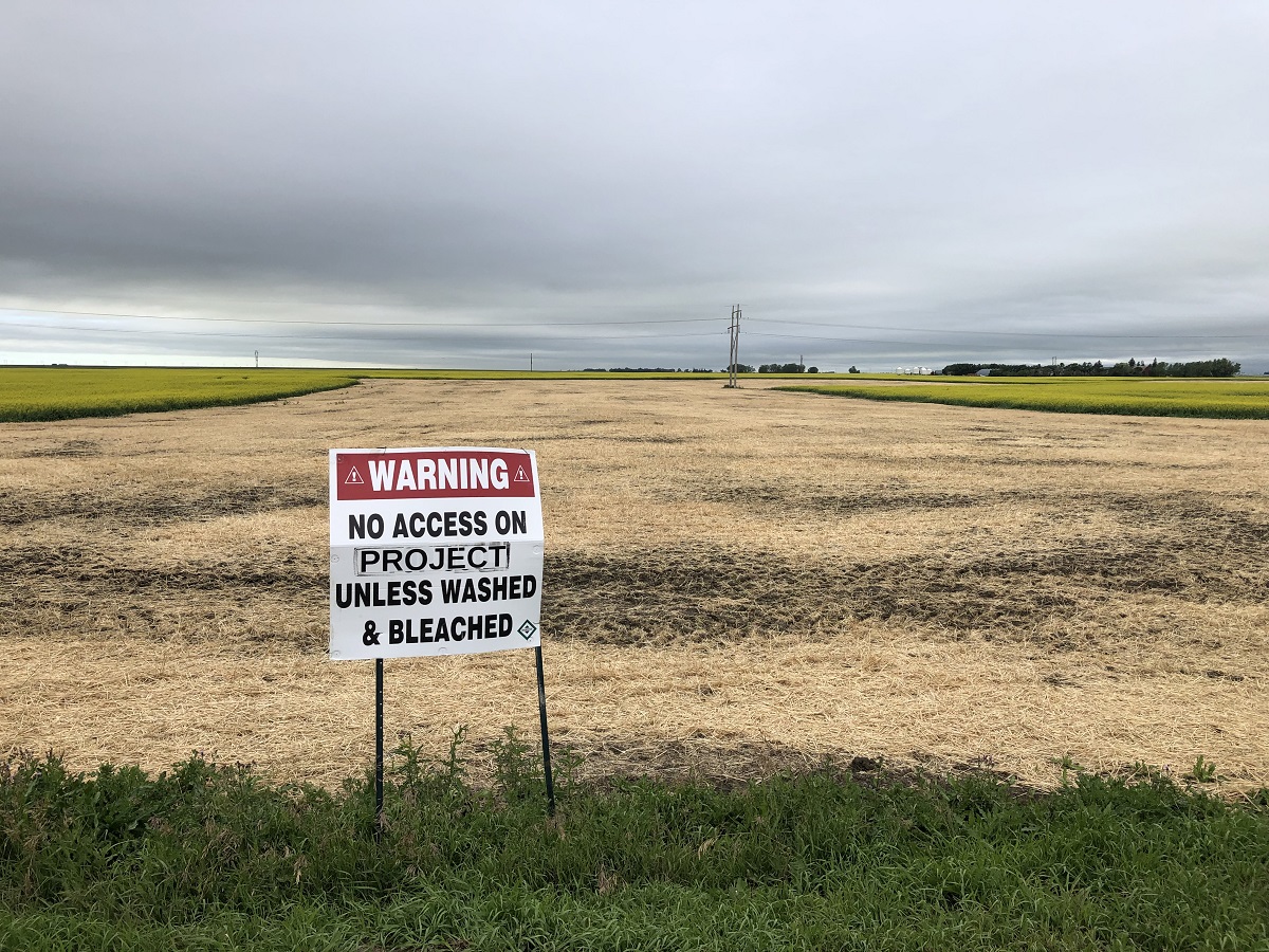 sign says equipment must be washed and bleached